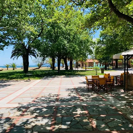 Appart hôtel Freddy's Place Vrasná