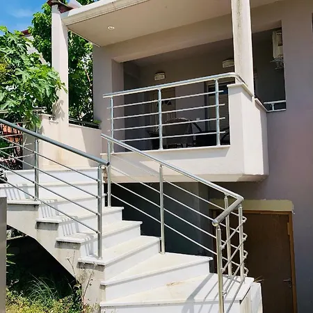 Freddy's Place 3* Vrasná